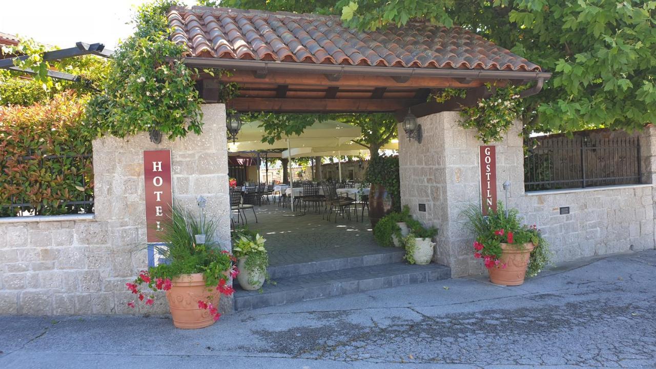 Hotel Grahor Depandance Sežana Exteriör bild